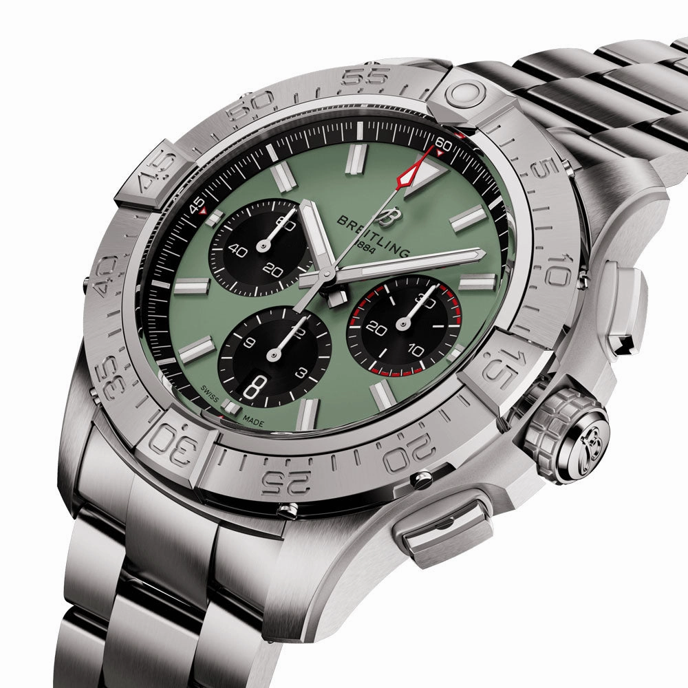 Breitling Avenger B01 Chronograph 44mm Green Dial Automatic Gents Watch AB0147101L1A1