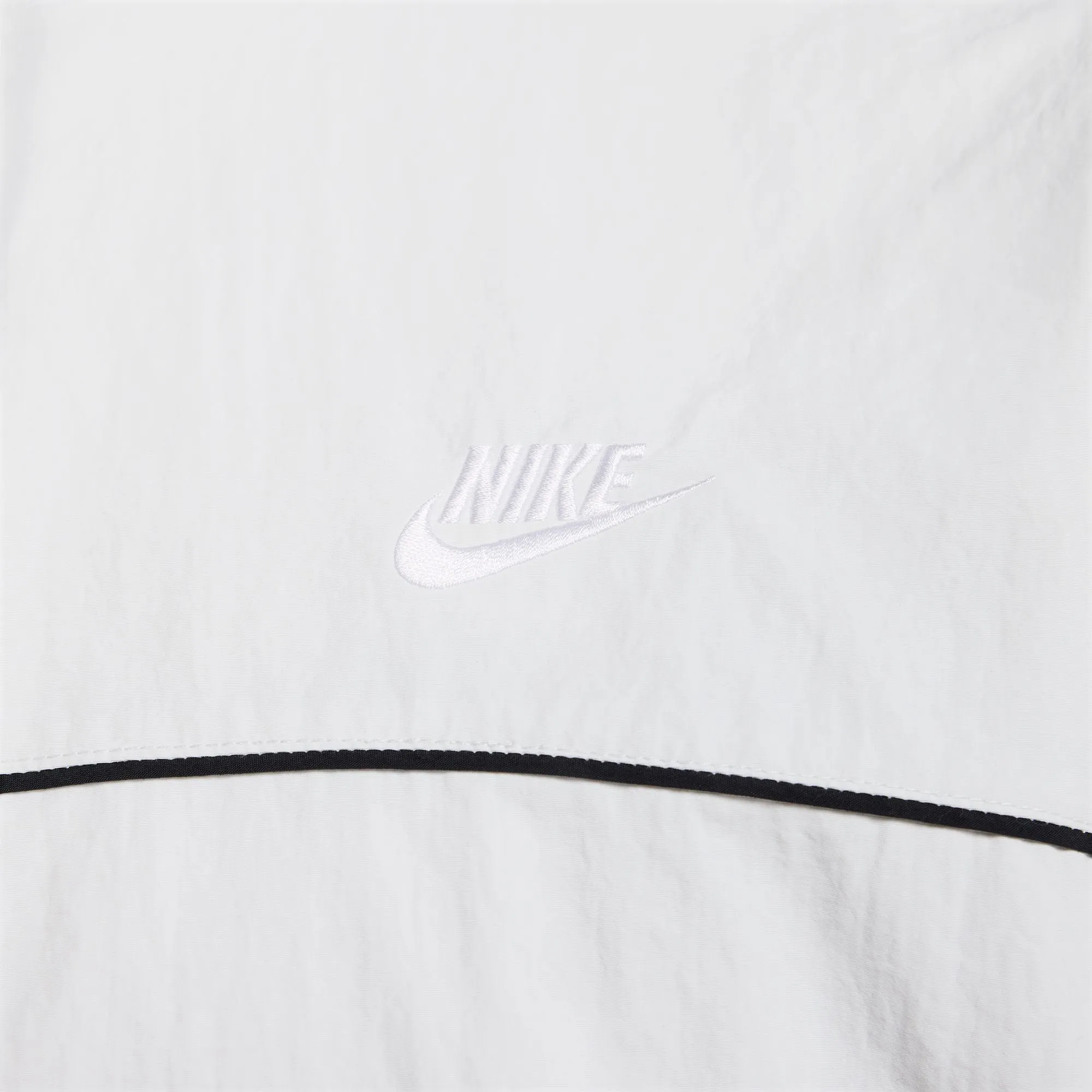 CLUB ATHLETE HOODED JACKET