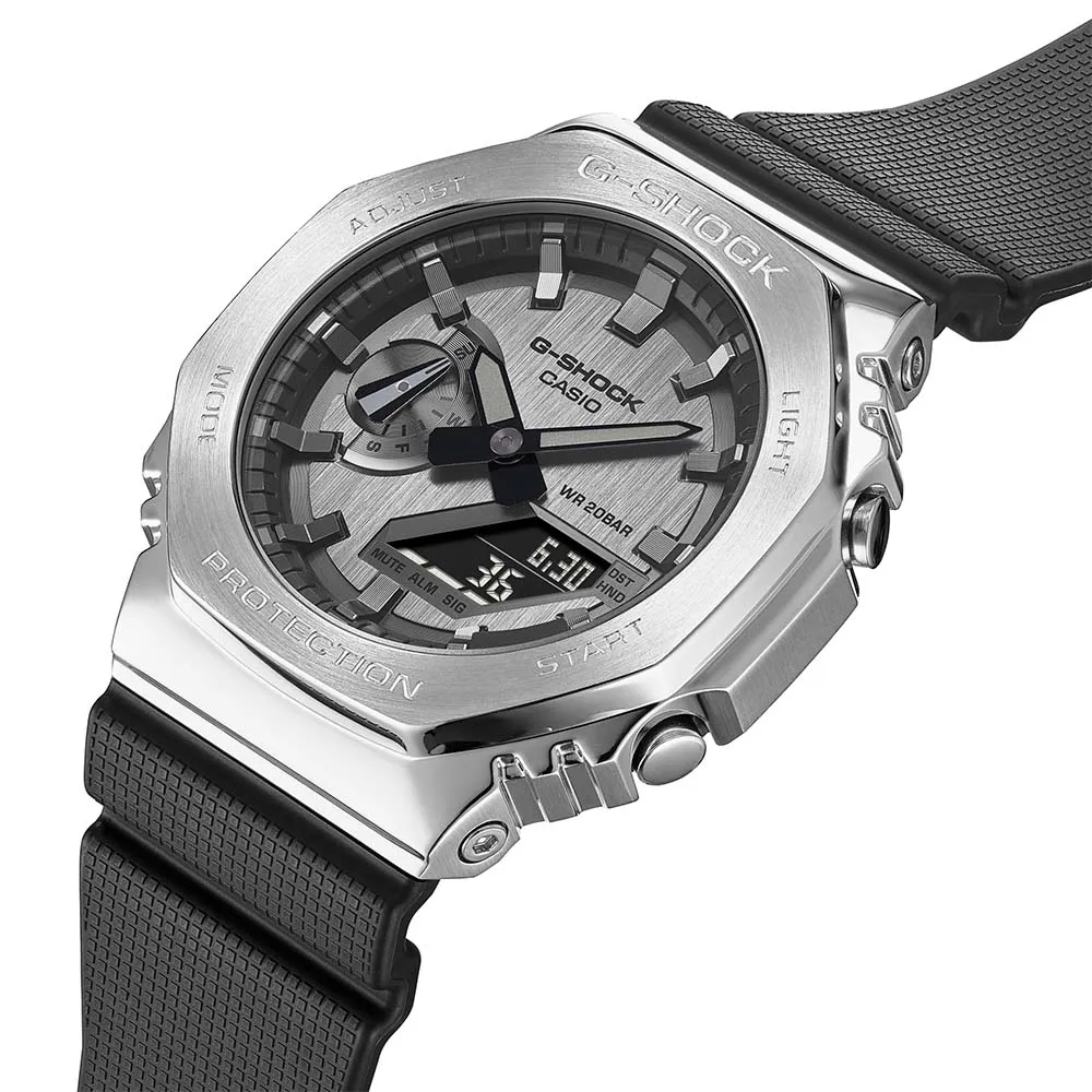 G-Shock GM2100-1A Metal Covered Silver 'CasiOak'