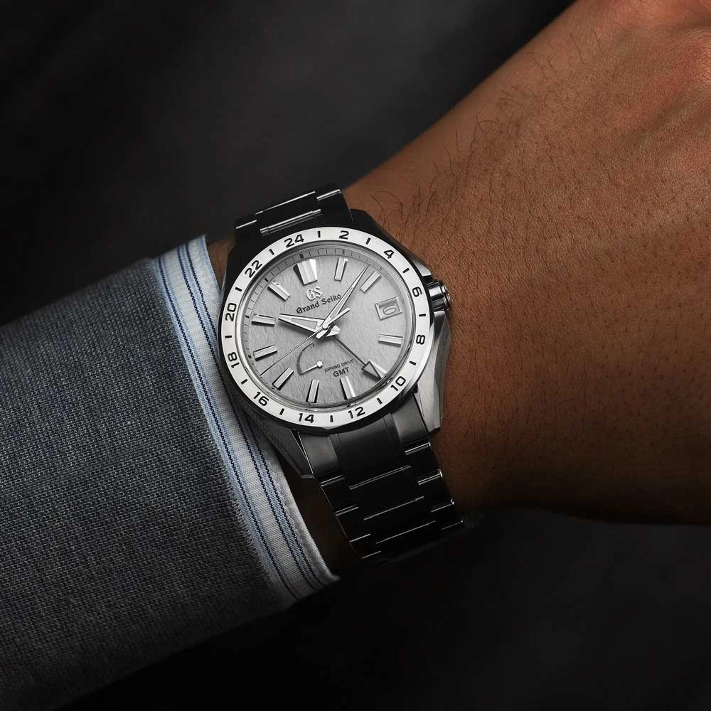 Grand Seiko Evolution 9 Mistflake Spring Drive GMT 41mm Grey Dial Titanium Gents Watch SBGE285G