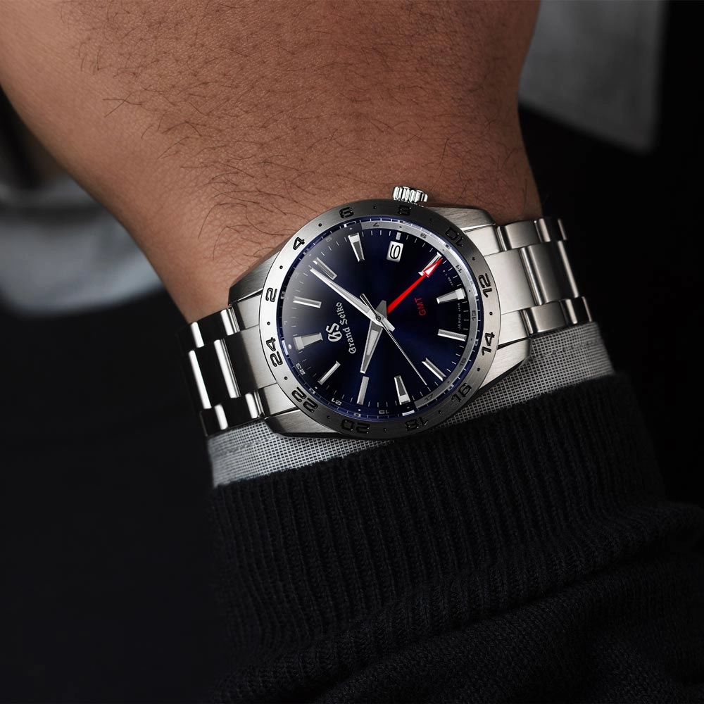 Grand Seiko Sports Collection Blue Scarlet Quartz GMT 39mm Blue Dial Gents Watch SBGN029G