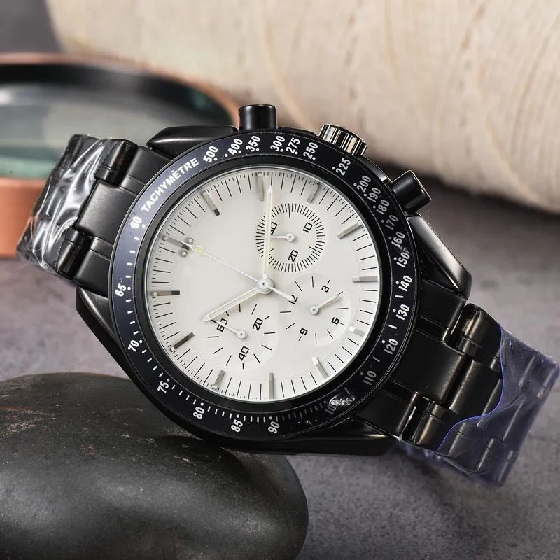High Quality Steel Belt Quartz Timing European Men's Watch
