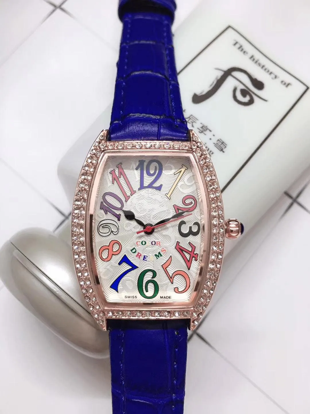 Hot-selling Explosive AliExpress Wechat Fashion Square Flange Ladies Watch Ladies Watch