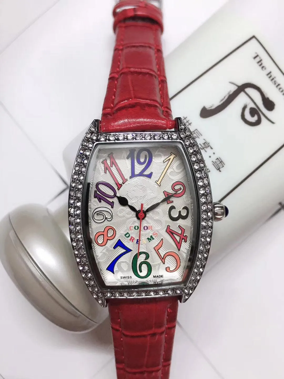 Hot-selling Explosive AliExpress Wechat Fashion Square Flange Ladies Watch Ladies Watch
