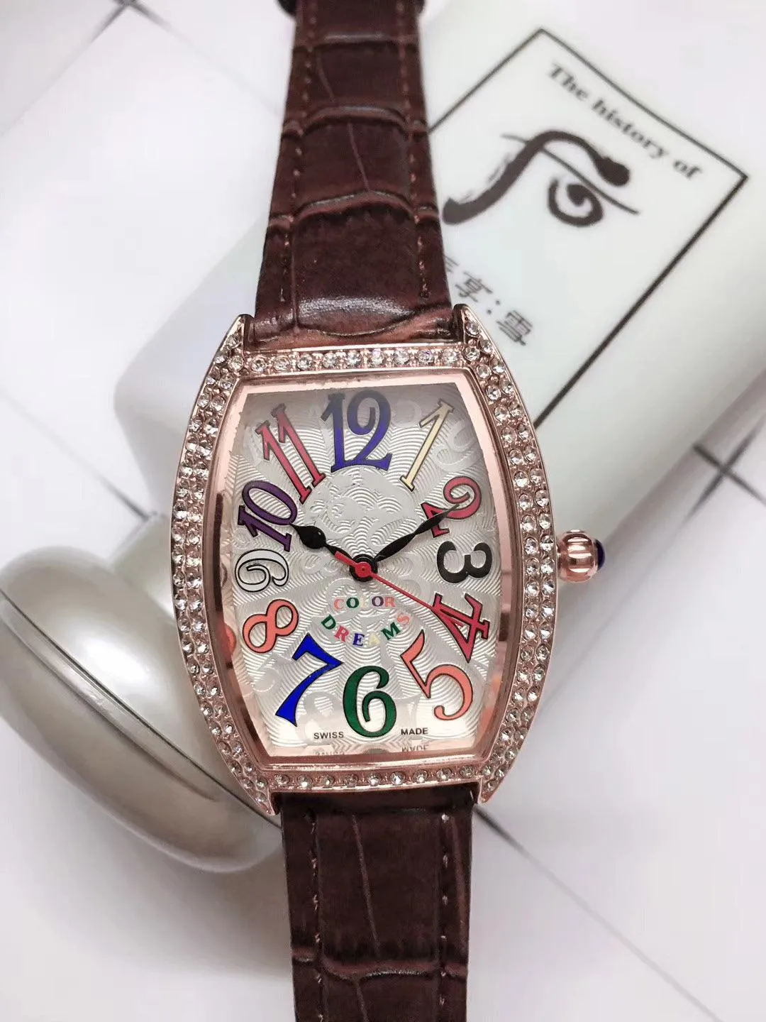 Hot-selling Explosive AliExpress Wechat Fashion Square Flange Ladies Watch Ladies Watch