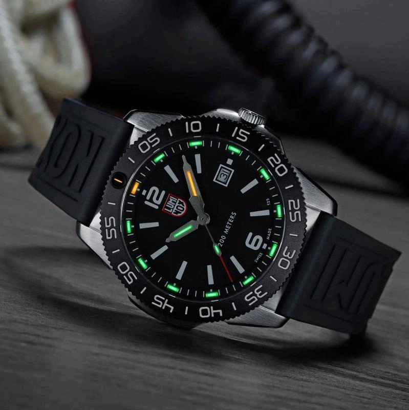 Luminox Pacific Diver - XS.3121.1