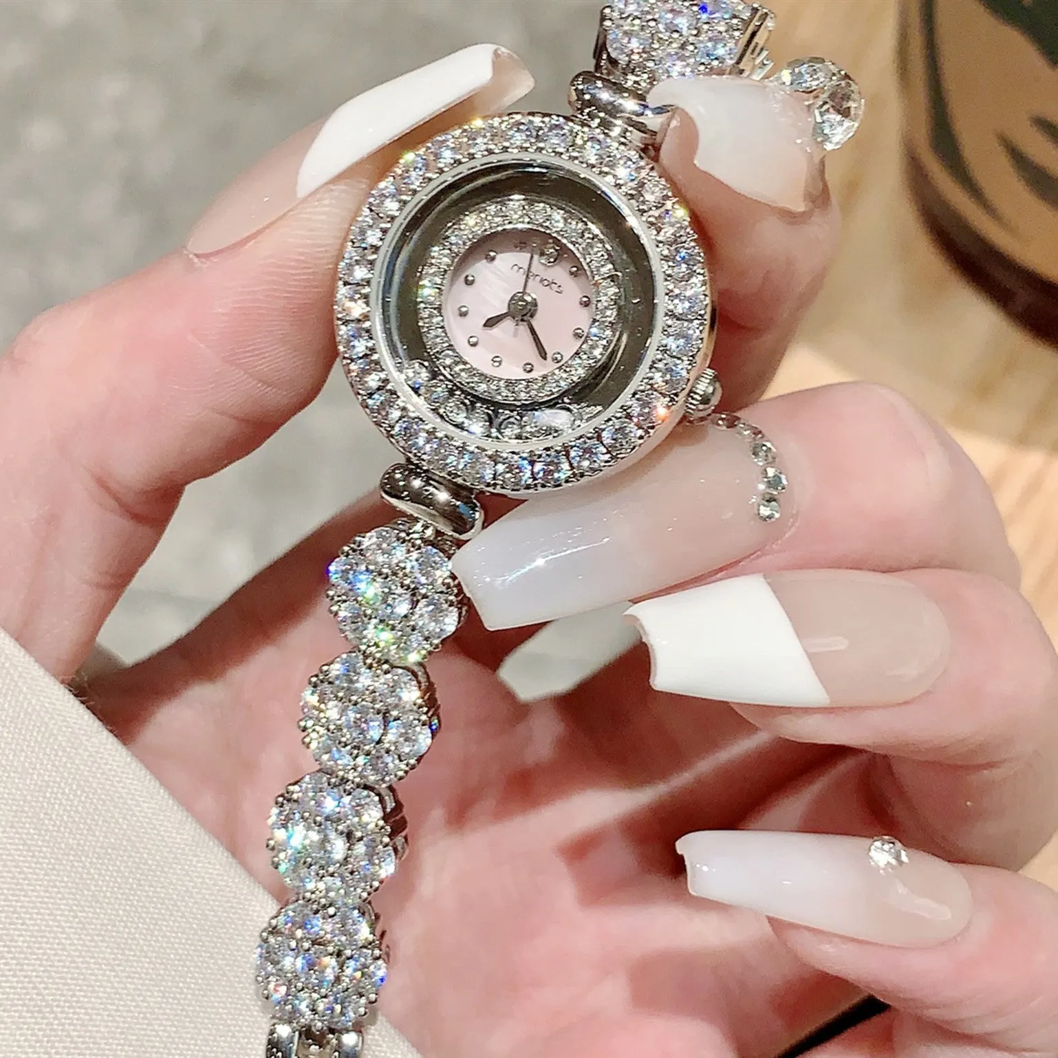 Mermaid Women's Watch Niche Fritillary Face Bracelet 