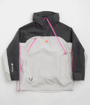 Nike ACG Chena Vortex Jacket - Light Orewood Brown / Anthracite / Summit White Nike ACG Outdoor Clothing