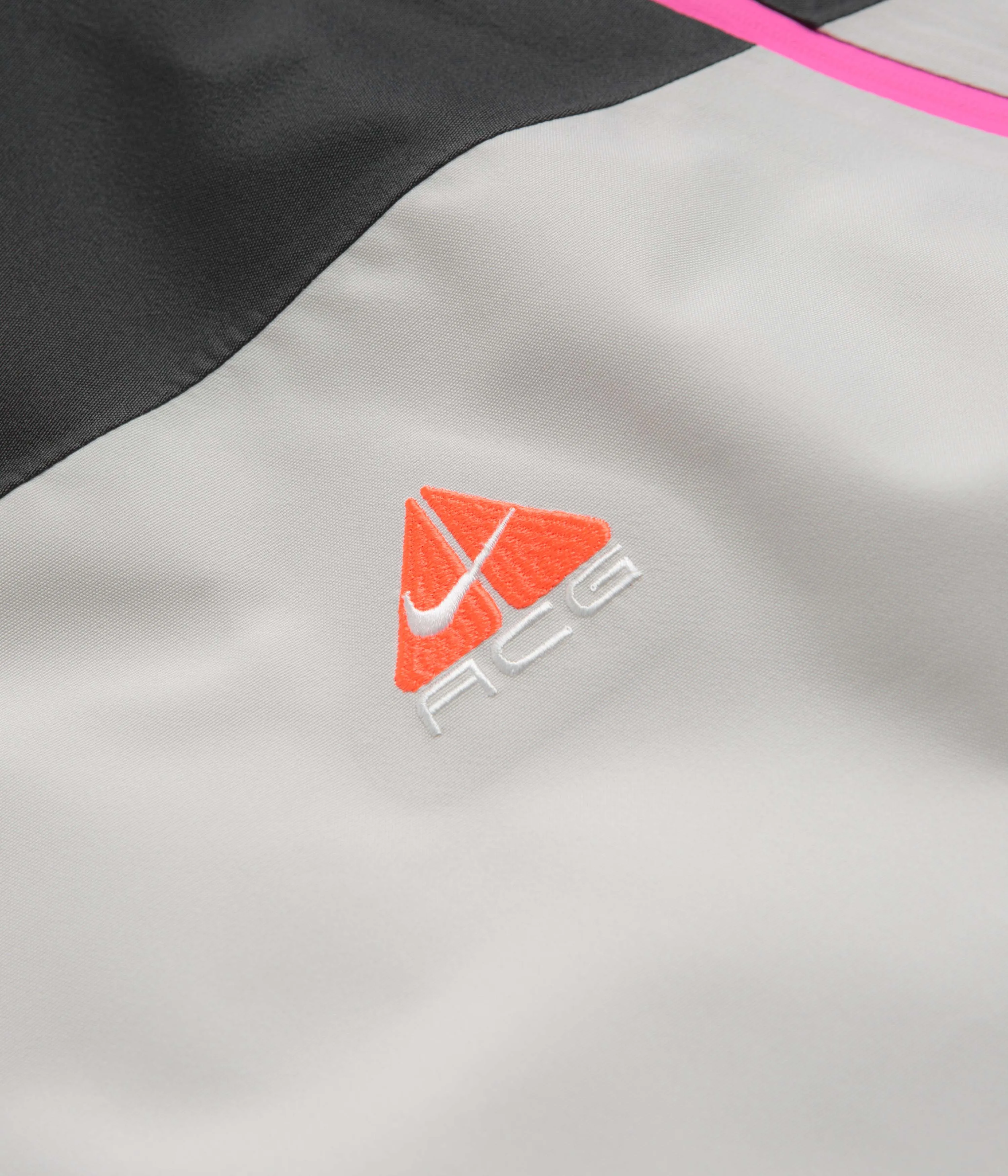 Nike ACG Chena Vortex Jacket - Light Orewood Brown / Anthracite / Summit White Nike ACG Outdoor Clothing