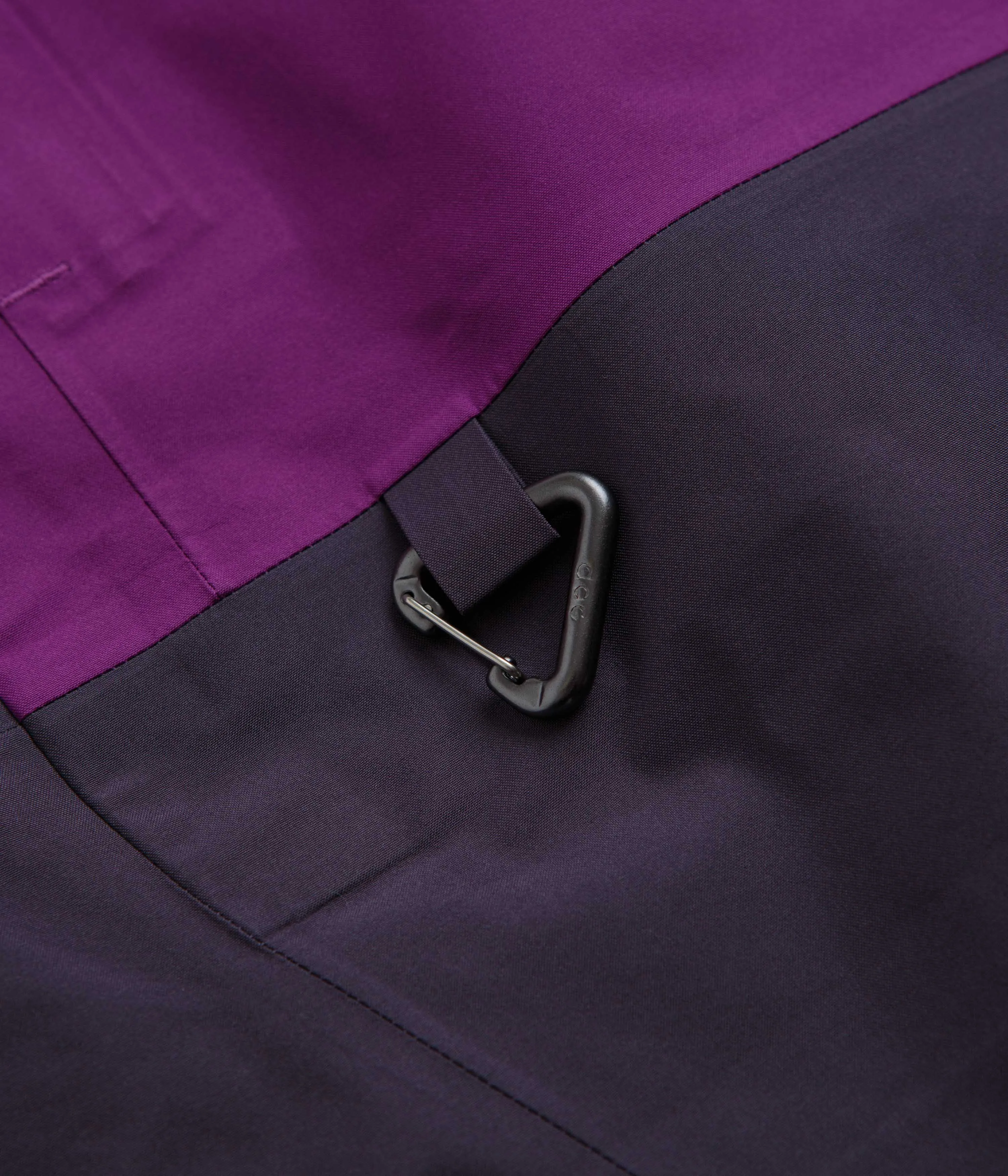 Nike ACG Misery Ridge Jacket - Bold Berry / Dark Raisin / Summit White Nike ACG Outdoor Clothing