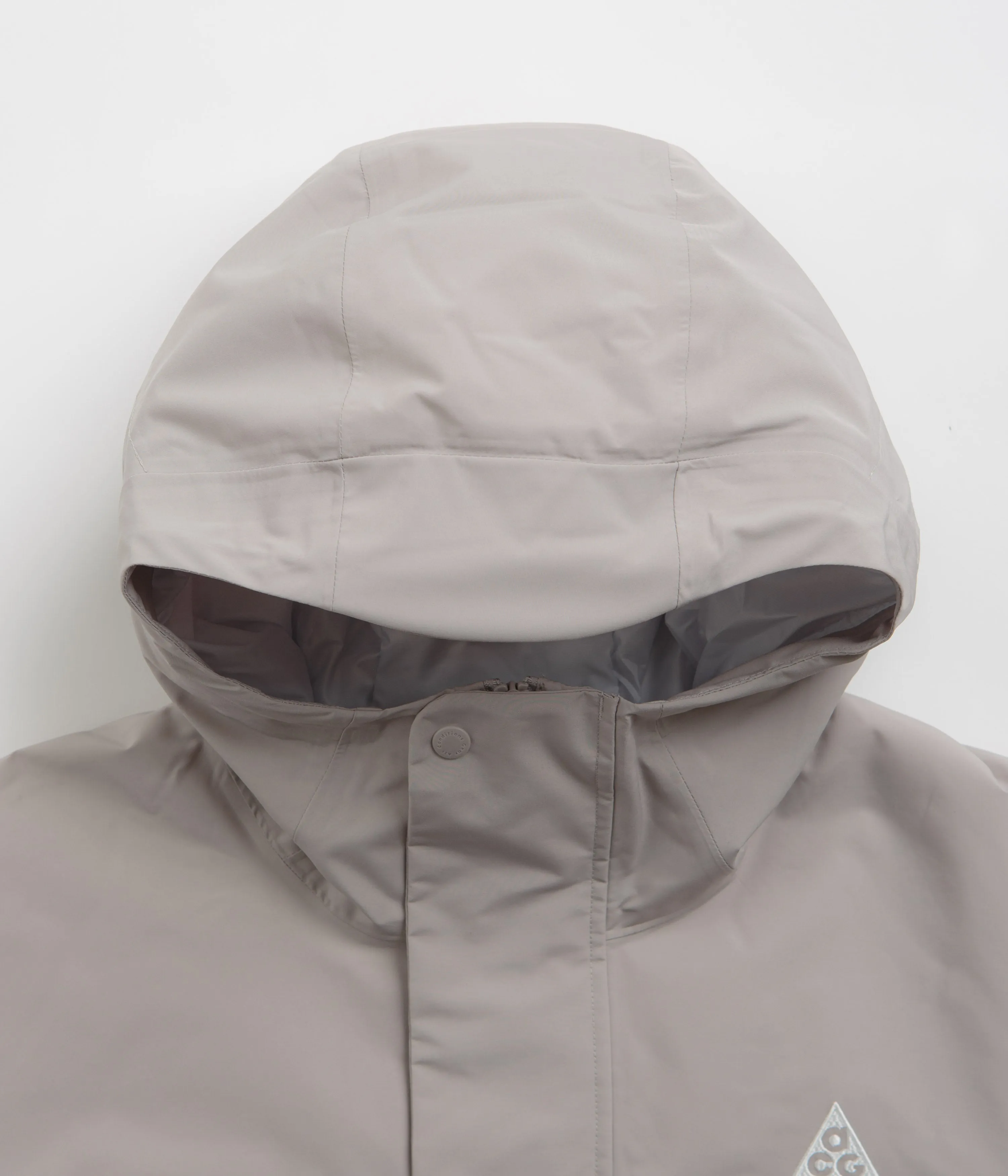 Nike ACG Womens Skull Peak Jacket - College Grey / Football Grey / Summit White Nike ACG Outdoor Clothing