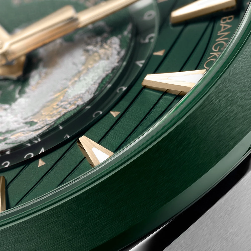 OMEGA Seamaster Aqua Terra 150M GMT Worldtimer 43mm Green Dial Automatic Gents Watch 22032432210001