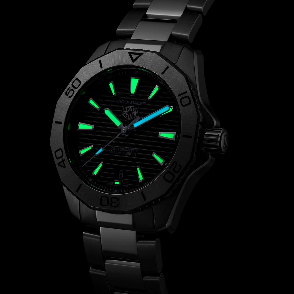 TAG Heuer Aquaracer Professional 200 Black Dial 40mm Automatic Gents Watch WBP2110.BA0627