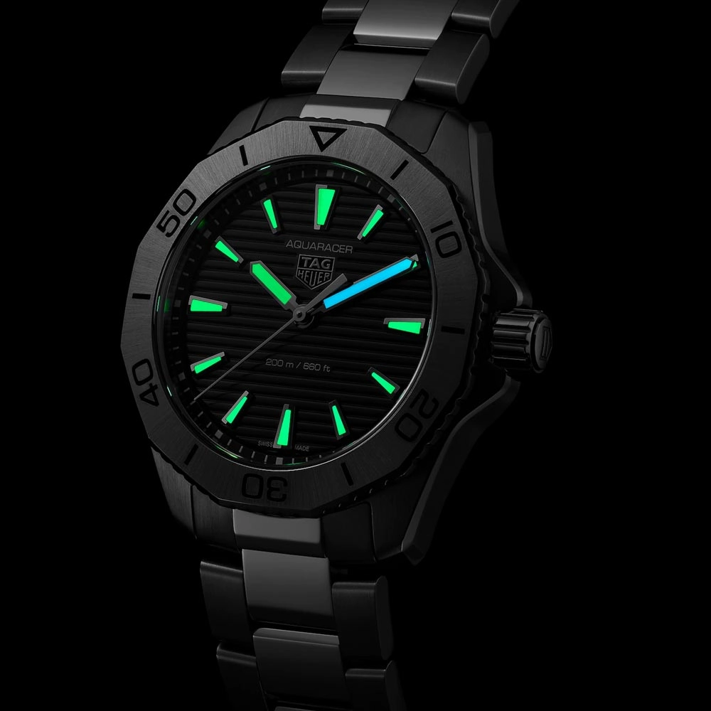 TAG Heuer Aquaracer Professional 200 Black Dial 40mm Quartz Gents Watch WBP1110.BA0627