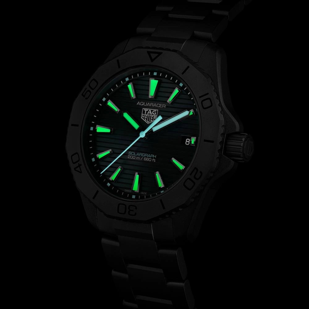 TAG Heuer Aquaracer Professional 200 Solargraph 40mm Black Dial Titanium Quartz Gents Watch WBP1180.BF0000