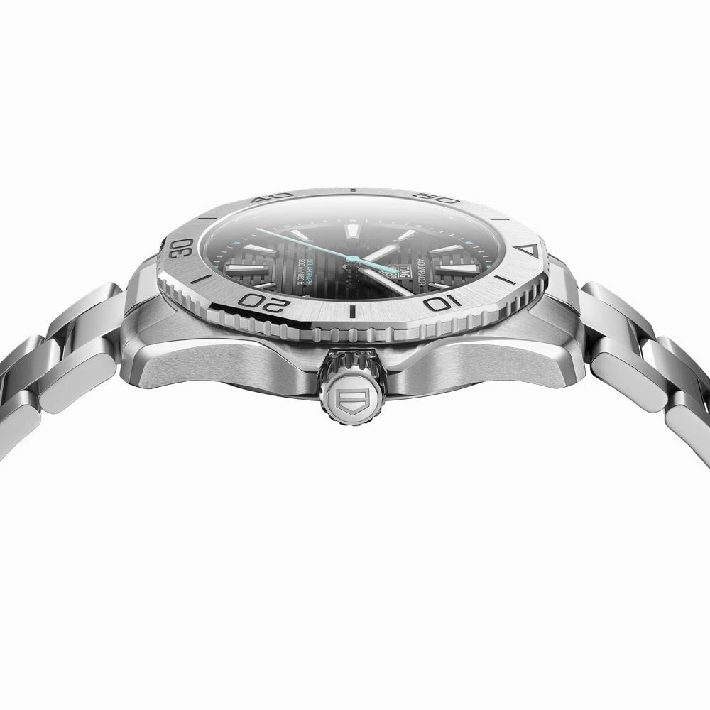 TAG Heuer Aquaracer Professional 200 Solargraph Black Dial 40mm Quartz Gents Watch WBP1114.BA0000