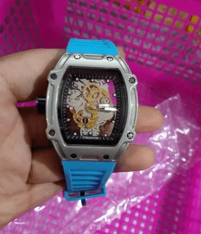 Two Hands Turn Dial Personalized Skeleton Transparent Quartz Watch