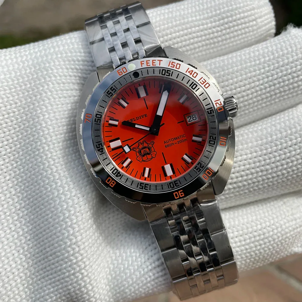 Welcome DealSteeldive SD1967 Sub 300T Diver Watch