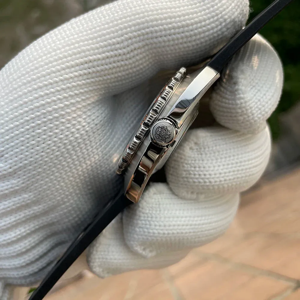 Welcome DealSteeldive SD1967 Sub 300T Diver Watch