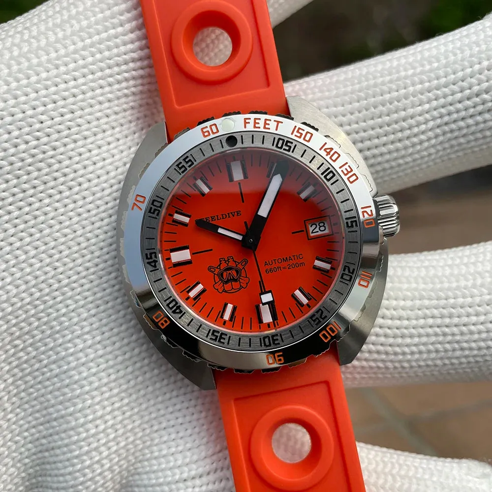 Welcome DealSteeldive SD1967 Sub 300T Diver Watch