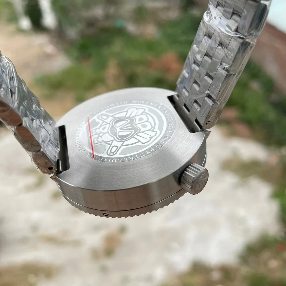 Welcome DealSteeldive SD1976P Monoblock 48mm Diver Watch