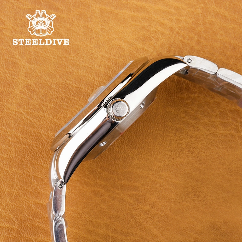 Welcome DealSteeldive SD1934 Vintage Diver Watch