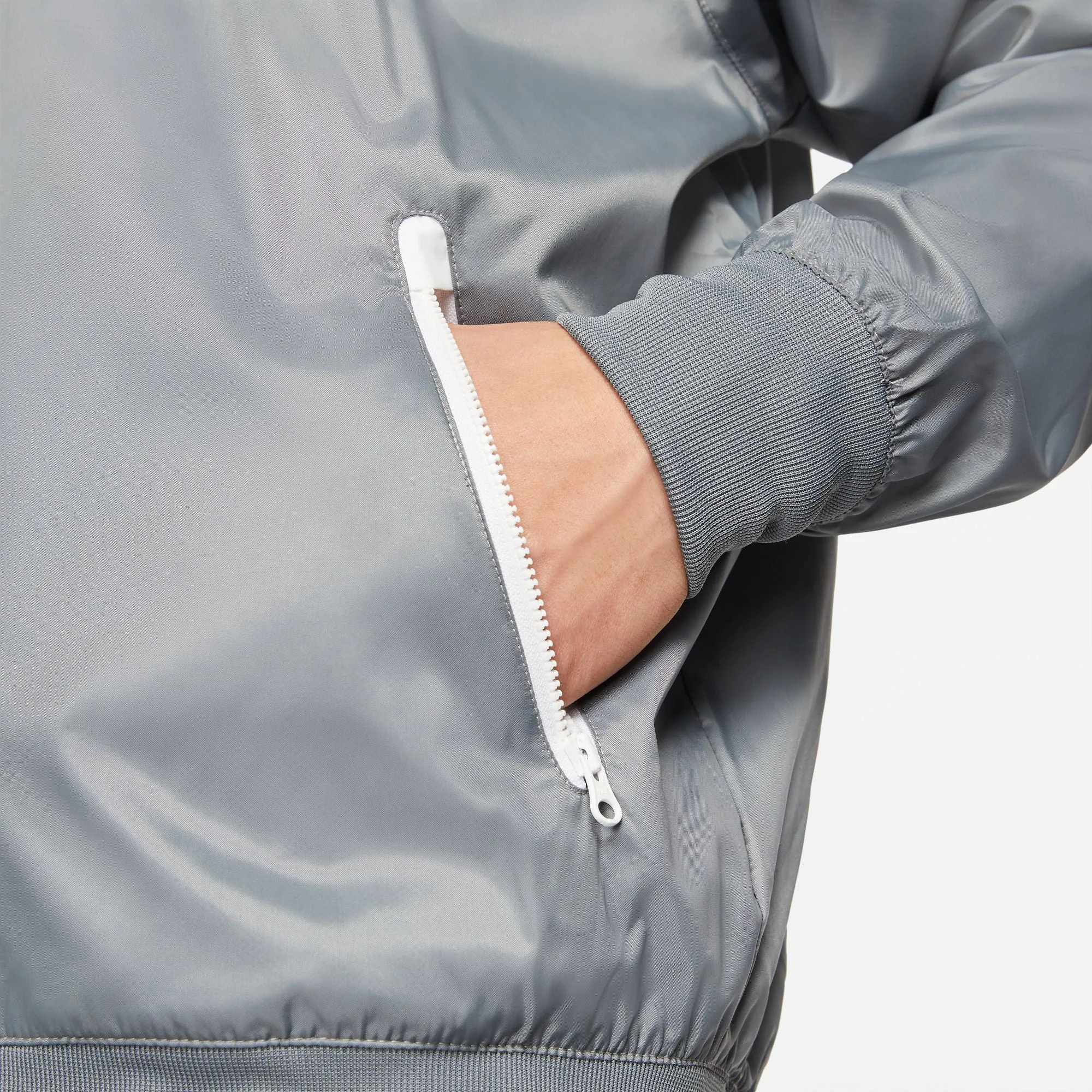 Windrunner Jacket - Mens Clothing_Nike