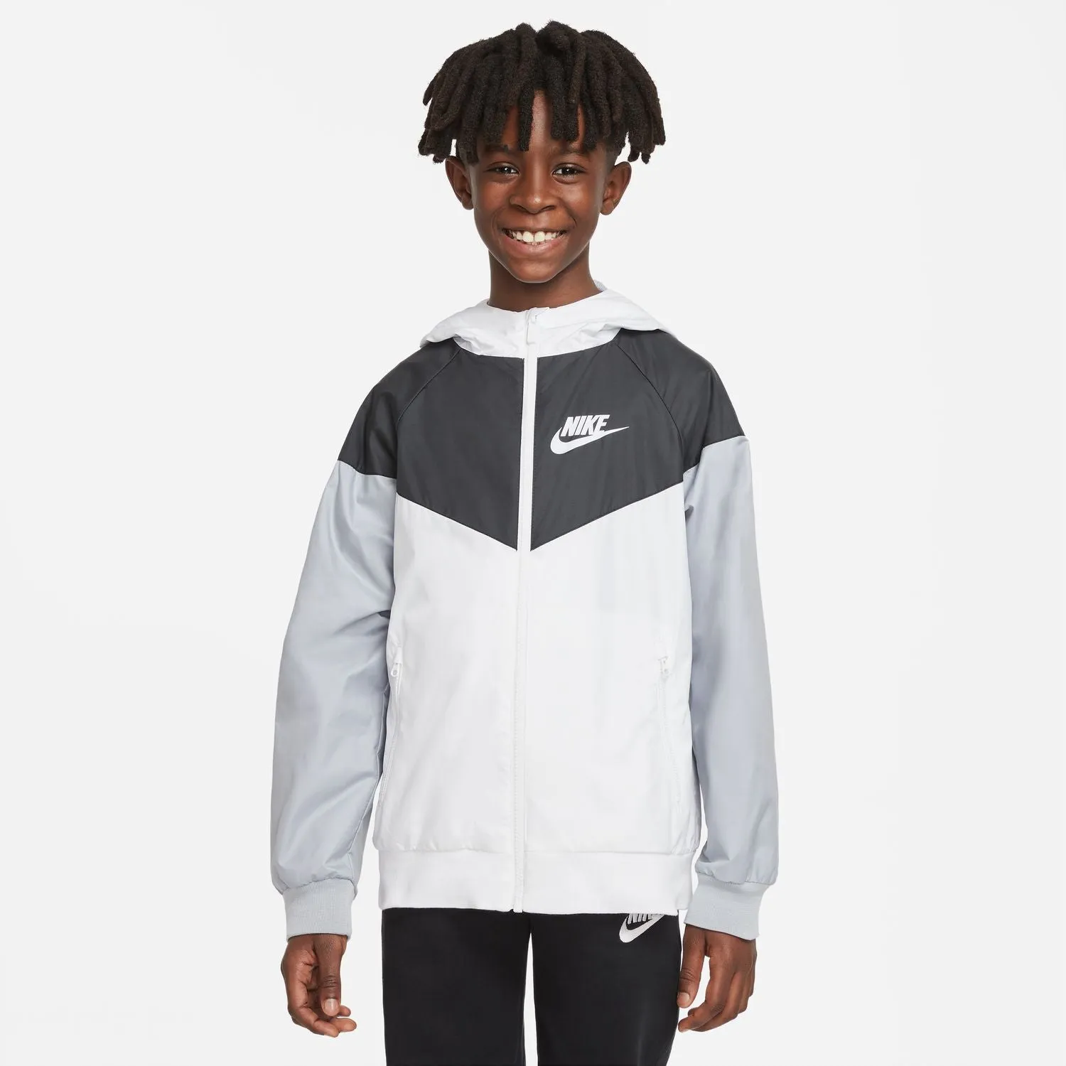 Windrunner Jacket - Youth Clothing_Nike