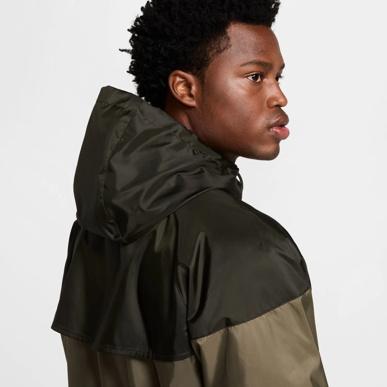 Windrunner - Mens Clothing_Nike