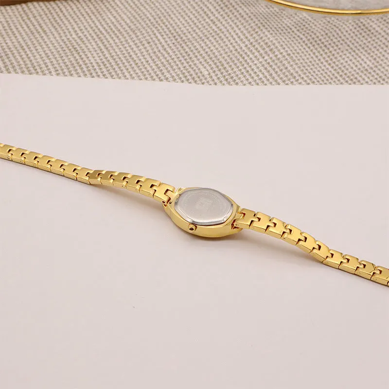 Women's Fashion Alluvial Gold Vintage Pineapple Pattern Watch