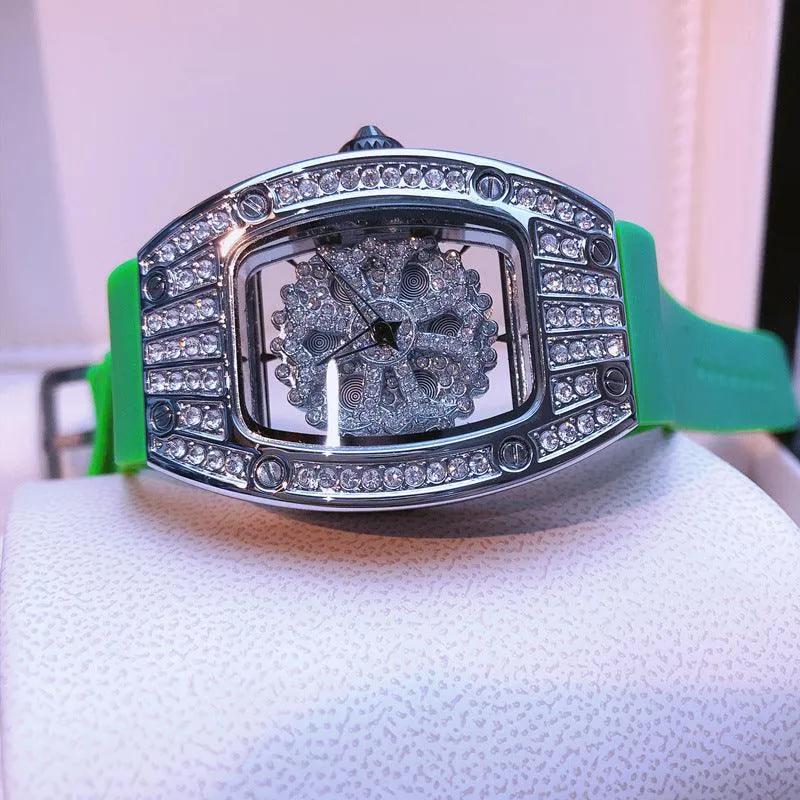 Women's New Gypsophila Hollow Rotating Full Diamond Watch