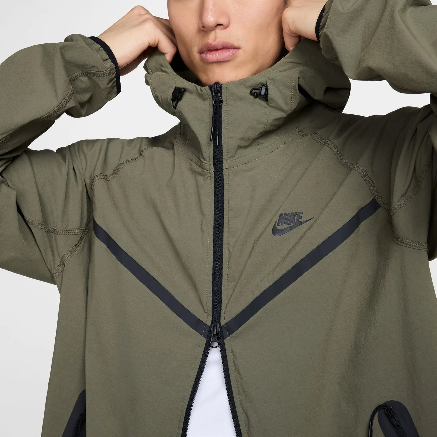 Woven Tech Jacket - Mens Clothing_Nike